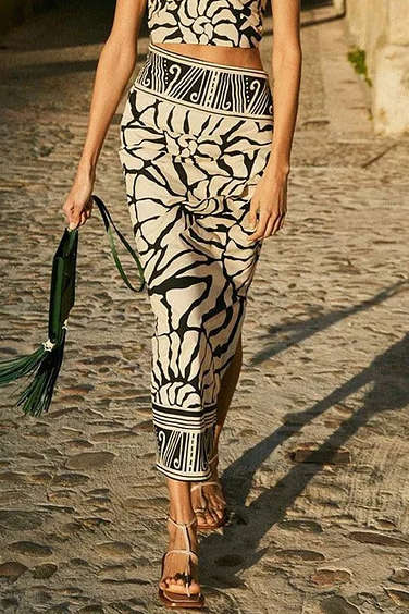 Abstract Print Layer Pleated Midi Skirt