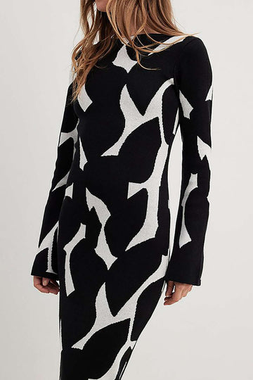 Black And White Long Sleeve Knit Maxi Dress