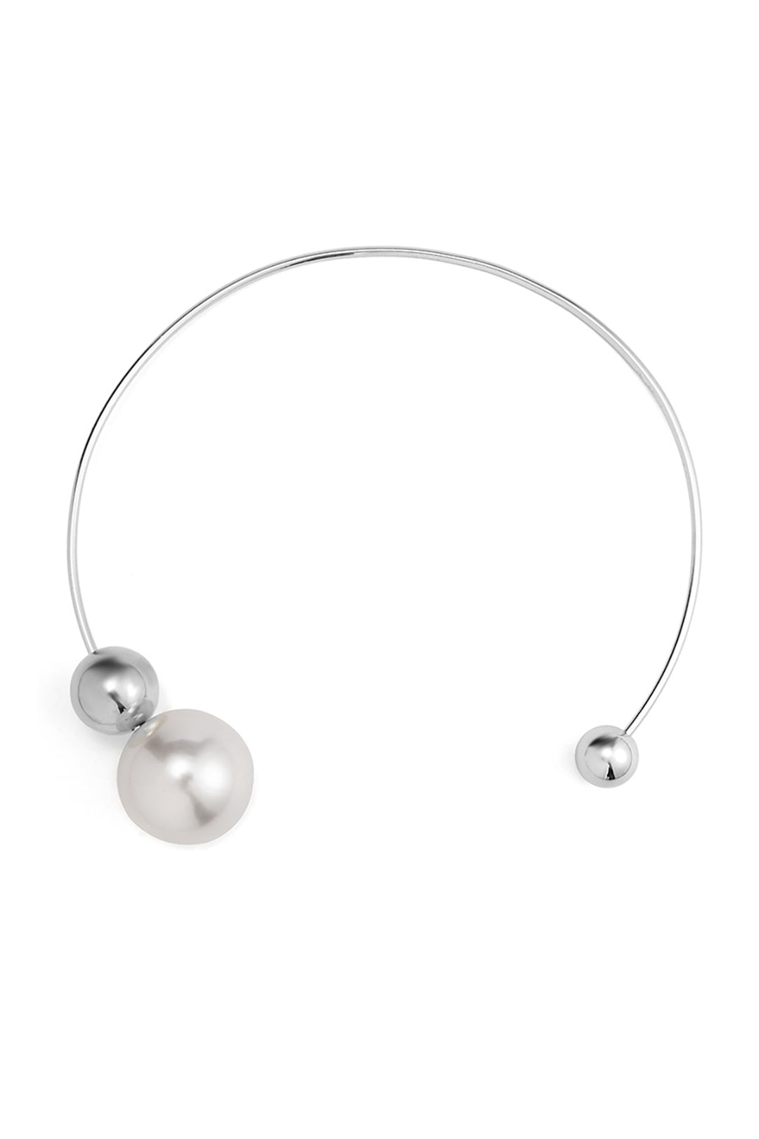 Metal Pearl Necklaces