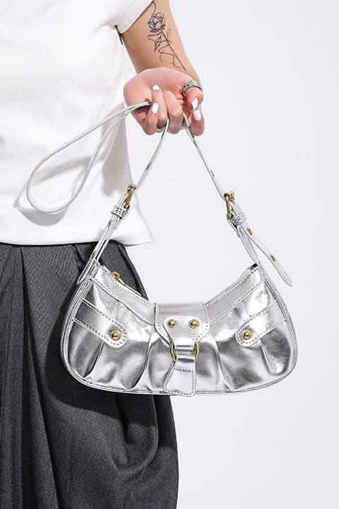 Metallic Buckle Decor Shoulder Bag