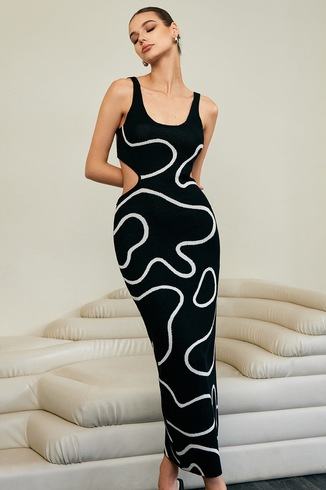 Line Pattern Square Neck Cut Out Knit Maxi Dress