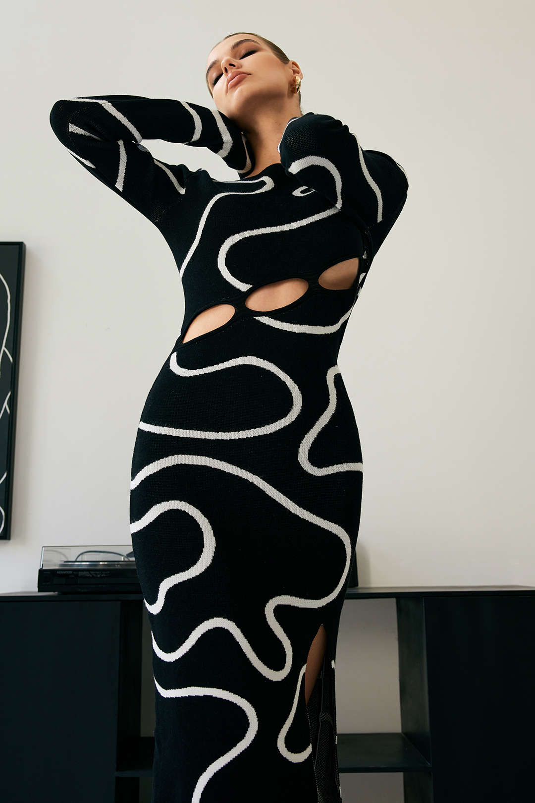 Line Pattern Round Neck Knit Long Sleeve Cut Out Slit Maxi Dress